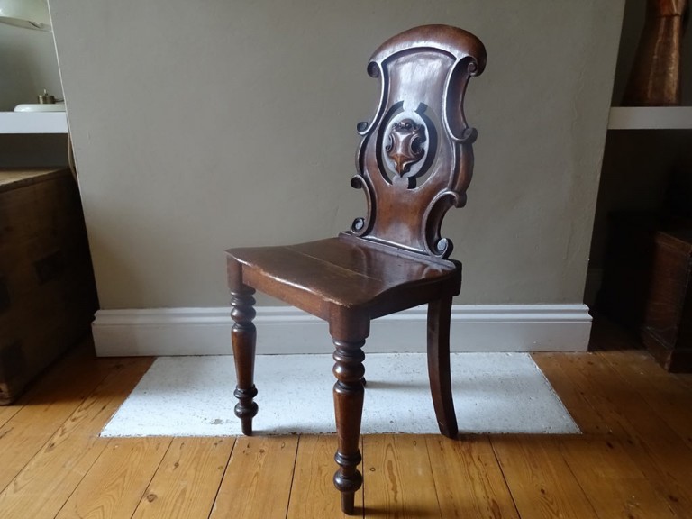 Victorian Calved Mahogany Sheild Back Hall Chair