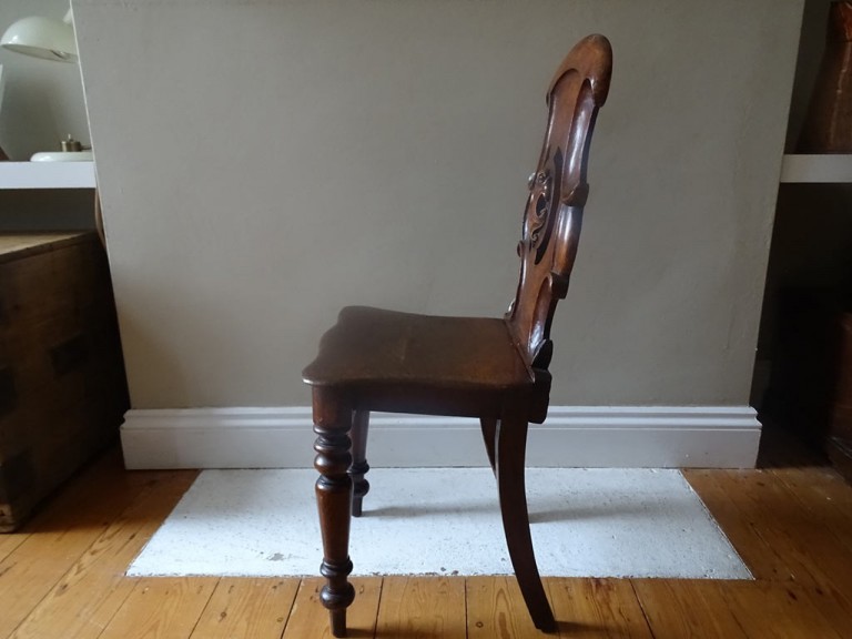 Victorian Calved Mahogany Sheild Back Hall Chair